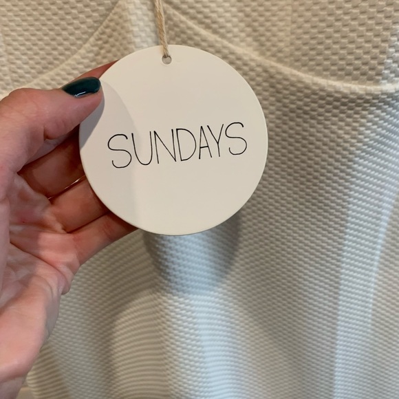 SUNDAYS | Stunning White Dress - Picture 6 of 8